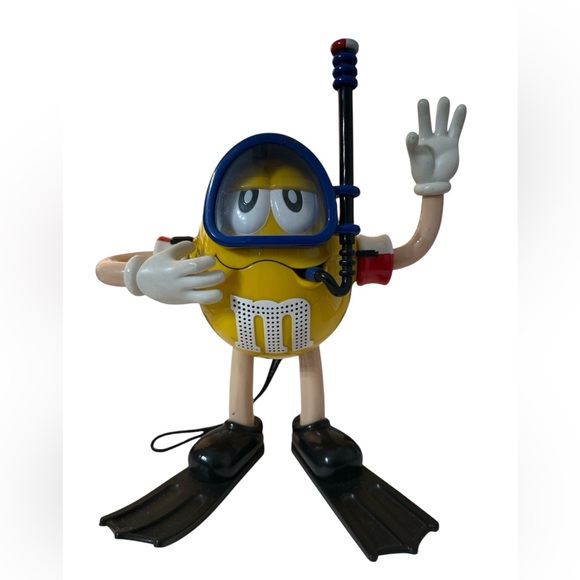 M&M'S Other - Diving M&M Character Toy - Yellow and Black